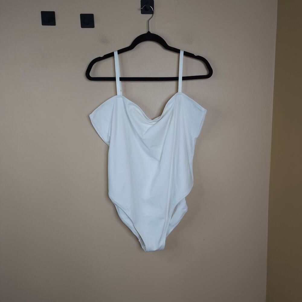 SKIMS Square Neck Swimsuit in Marble Size 4X